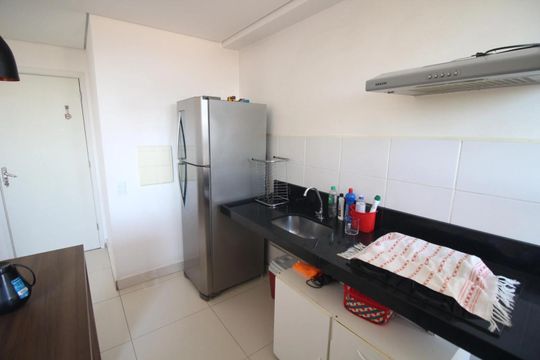 Cozinha de apartamento para alugar com 2 quartos, 57m² em Cinco, Contagem