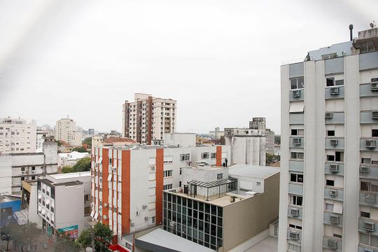 Vista da sala de apartamento à venda com 3 quartos, 88m² em Floresta, Porto Alegre