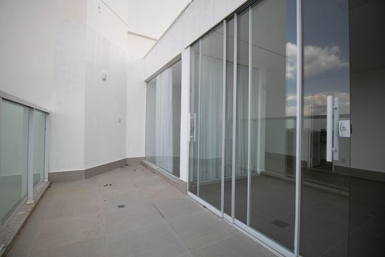 Sacada de apartamento para alugar com 1 quarto, 84m² em Shcgn 703, Brasília