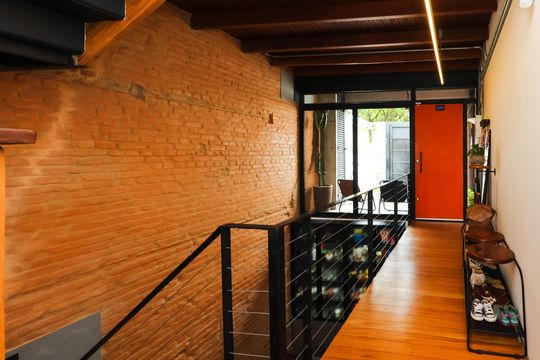 Hall de entrada de casa à venda com 2 quartos, 150m² em Vila Mariana, São Paulo