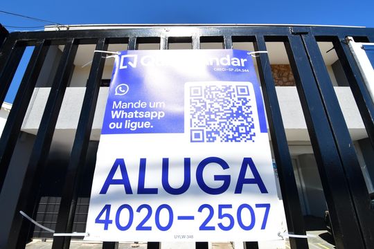 Placa de casa para alugar com 3 quartos, 300m² em Jardim Guanabara, Campinas
