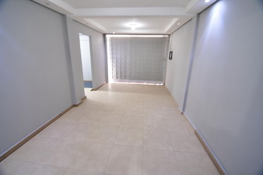 Garagem de casa para alugar com 3 quartos, 300m² em Jardim Guanabara, Campinas
