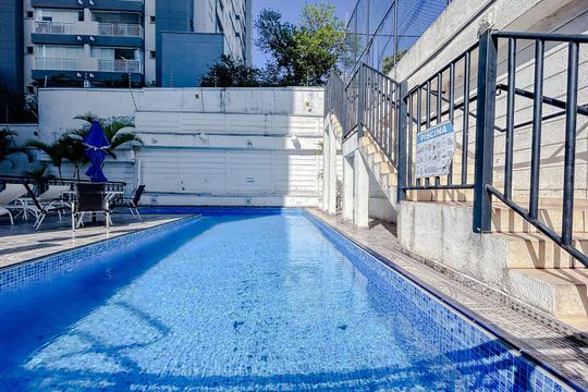 Área comum - Piscina de apartamento para alugar com 2 quartos, 56m² em Vila Esperança, São Paulo