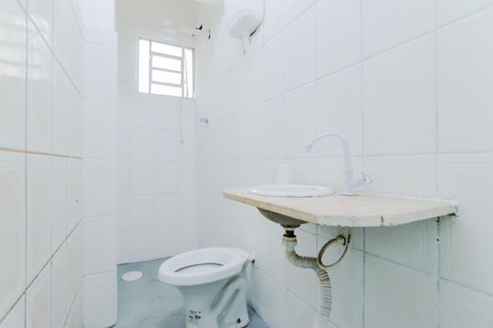 Banheiro  de casa para alugar com 1 quarto, 35m² em Parque Mikail, Guarulhos