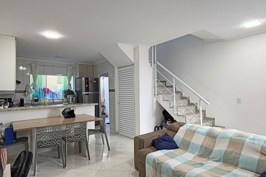 Casa de Condomínio para alugar com 2 quartos, 70m² em Balneario Guarujá, Guarujá