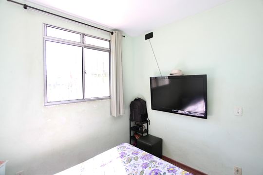 Quarto 1 de apartamento para alugar com 2 quartos, 52m² em Camargos, Belo Horizonte