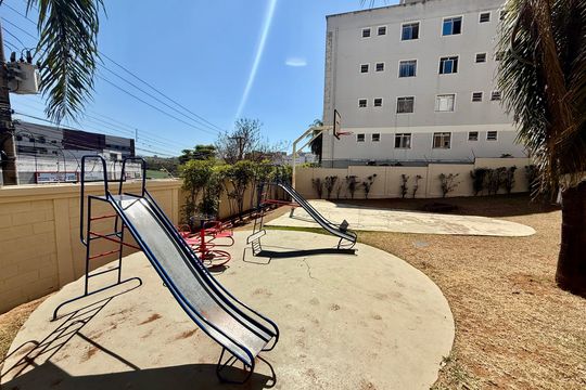 Área comum - Playground de apartamento para alugar com 2 quartos, 52m² em Camargos, Belo Horizonte
