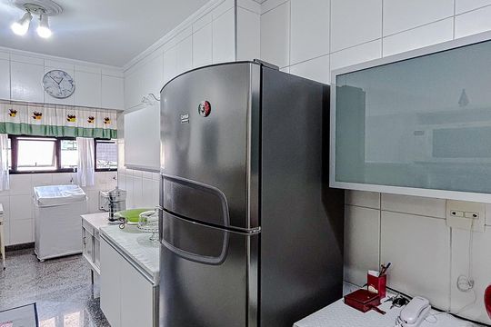 Cozinha de apartamento para alugar com 3 quartos, 114m² em Vila Gomes Cardim, São Paulo