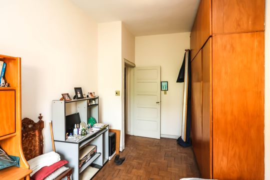 Quarto 2 de casa para alugar com 2 quartos, 150m² em Vila Mariana, São Paulo