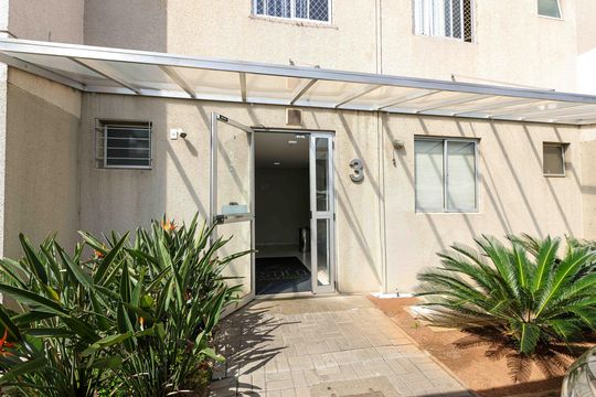 Fachada do bloco de apartamento para alugar com 2 quartos, 55m² em Salgado Filho, Belo Horizonte