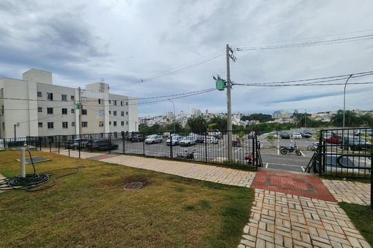 Área externa de apartamento para alugar com 2 quartos, 55m² em Tijuca, Contagem