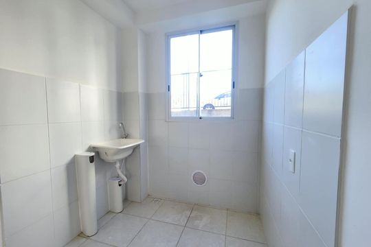 Área de serviço de apartamento para alugar com 2 quartos, 55m² em Tijuca, Contagem