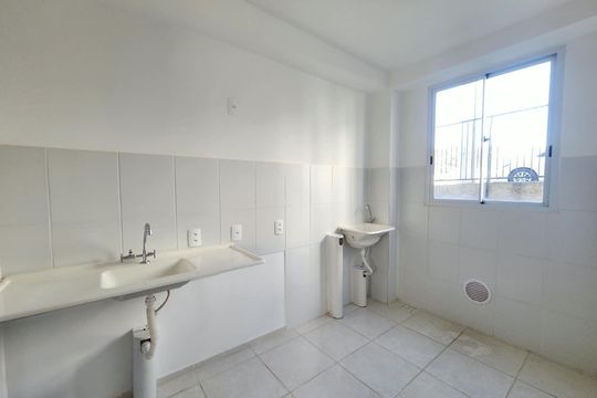 Cozinha/Área de Serviço de apartamento para alugar com 2 quartos, 55m² em Tijuca, Contagem