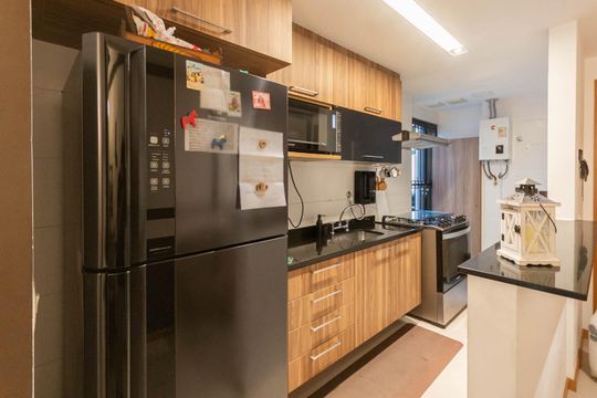 Cozinha de apartamento à venda com 2 quartos, 93m² em Grajaú, Rio de Janeiro
