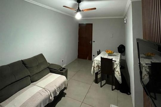 Sala de apartamento à venda com 2 quartos, 54m² em Parque Pinheiros, Taboão da Serra