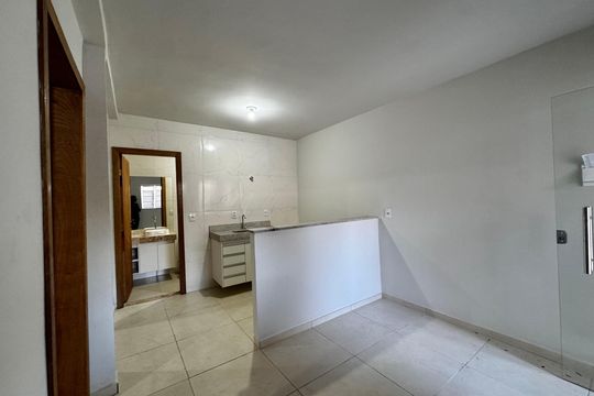 Casa para alugar com 2 quartos, 65m² em Ipiranga, Belo Horizonte