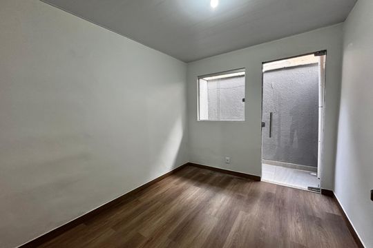 Quarto 2 de casa para alugar com 2 quartos, 65m² em Ipiranga, Belo Horizonte