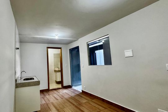 Cozinha  de casa para alugar com 1 quarto, 40m² em Ipiranga, Belo Horizonte