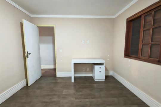 Casa de Condomínio para alugar com 5 quartos, 450m² em Vargem Grande, Rio de Janeiro