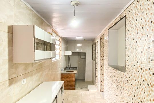 Cozinha  de casa para alugar com 2 quartos, 58m² em Jardim Santa Maria, São Paulo