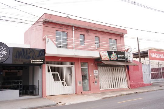 Fachada de kitnet/studio para alugar com 1 quarto, 50m² em Jardim Paulistano, São Carlos