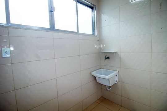 Área de Serviço de apartamento para alugar com 2 quartos, 60m² em Penha, Rio de Janeiro
