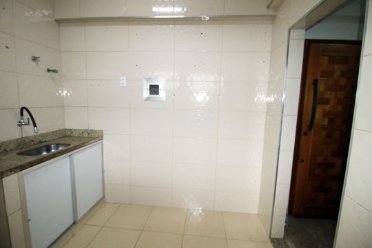 Cozinha de apartamento para alugar com 2 quartos, 60m² em Penha, Rio de Janeiro