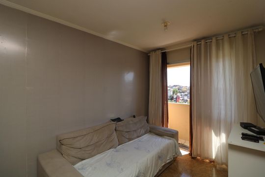 Sala de apartamento para alugar com 3 quartos, 57m² em Parque Savoy City, São Paulo
