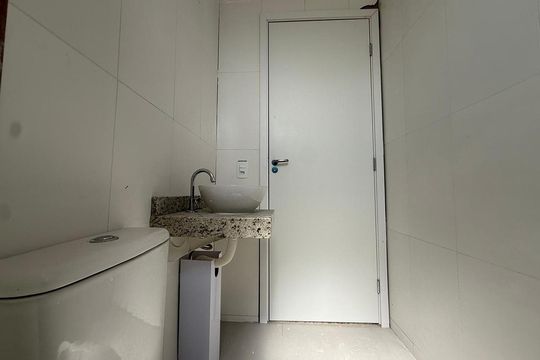Banheiro de apartamento para alugar com 1 quarto, 31m² em Nova Suíça, Belo Horizonte