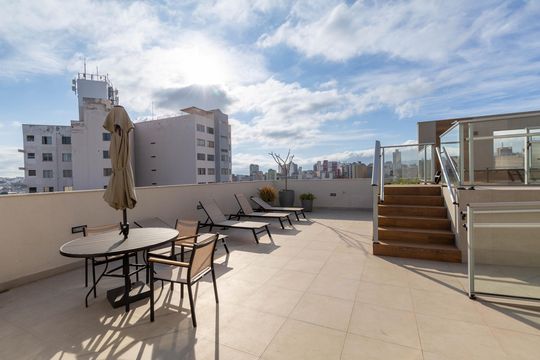 AREA DE PISCINA de apartamento para alugar com 2 quartos, 61m² em Barro Preto, Belo Horizonte