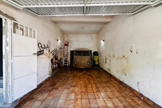 Garagem de casa à venda com 2 quartos, 156m² em Vila Engenho Novo, Barueri