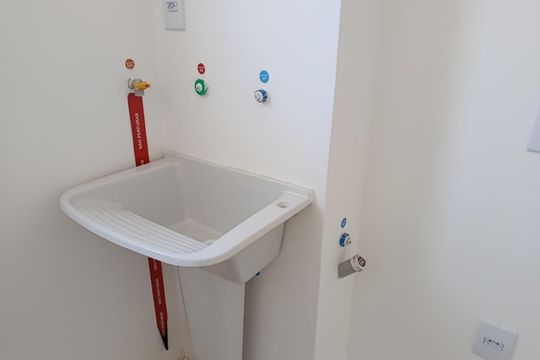 Área de serviço de apartamento à venda com 2 quartos, 49m² em Harmonia, Canoas