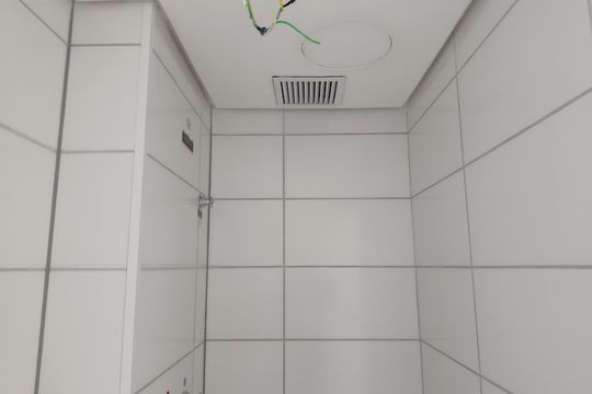 Banheiro de apartamento à venda com 2 quartos, 49m² em Harmonia, Canoas