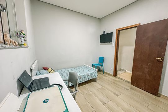 Quarto de casa à venda com 5 quartos, 360m² em Nova Suíça, Belo Horizonte