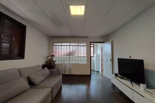 Casa à venda com 5 quartos, 360m² em Nova Suíça, Belo Horizonte