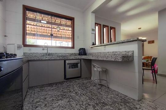 Cozinha de casa à venda com 5 quartos, 360m² em Nova Suíça, Belo Horizonte