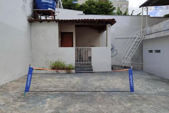 Área externa de casa à venda com 5 quartos, 360m² em Nova Suíça, Belo Horizonte