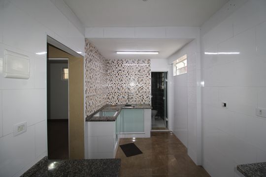 Cozinha de casa para alugar com 3 quartos, 102m² em Vila Santa Maria, São Paulo