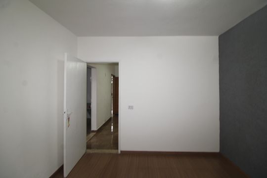 Quarto 1 de casa para alugar com 3 quartos, 102m² em Vila Santa Maria, São Paulo