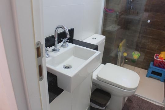Banheiro da Suíte de apartamento para alugar com 2 quartos, 57m² em Santa Maria, São Caetano do Sul