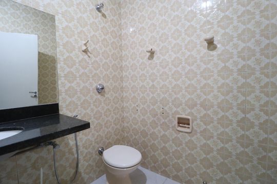 Casa para alugar com 3 quartos, 180m² em Osvaldo Rezende, Uberlândia