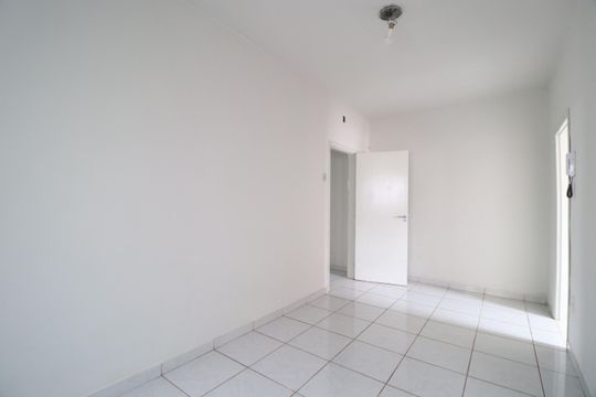 Casa para alugar com 3 quartos, 180m² em Osvaldo Rezende, Uberlândia