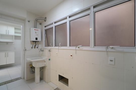 Área de Serviço de apartamento para alugar com 3 quartos, 107m² em Lapa, São Paulo