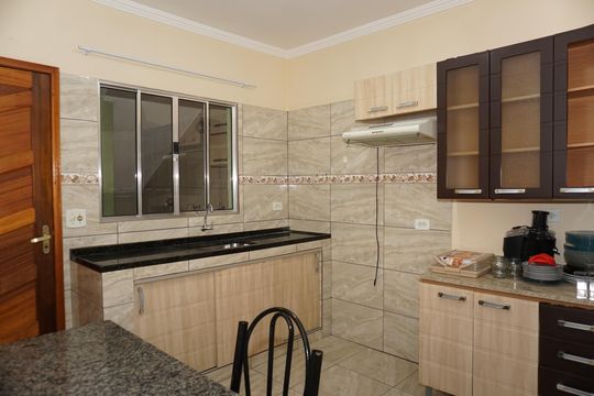 Cozinha de casa para alugar com 3 quartos, 55m² em Jardim Batista, Embu das Artes