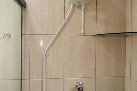 Banheiro  de apartamento para alugar com 2 quartos, 56m² em Vila Progresso, Guarulhos
