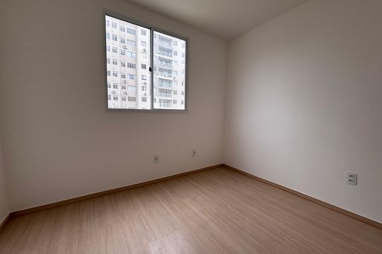 Quarto 2 de apartamento para alugar com 2 quartos, 53m² em Barra Olímpica, Rio de Janeiro