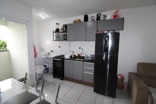 Cozinha de apartamento para alugar com 2 quartos, 46m² em Jardim Santa Ines I, São José dos Campos