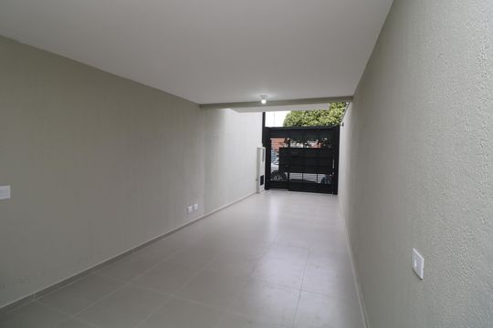Garagem de casa à venda com 3 quartos, 119m² em Vila Alpina, São Paulo