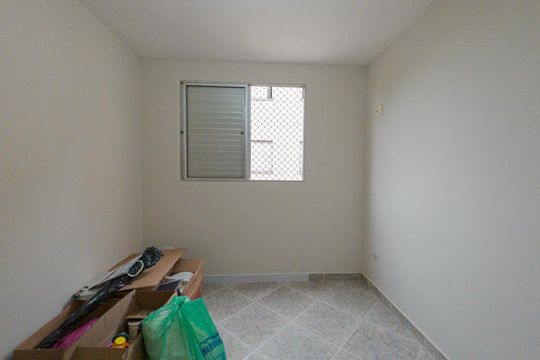 Quarto 1 de apartamento para alugar com 2 quartos, 65m² em Jardim Ponte Rasa, São Paulo