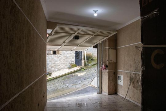 Garagem de casa à venda com 1 quarto, 75m² em Jardim Limoeiro, São Paulo